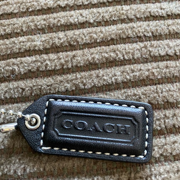 Vintage Coach Crossbody Bag - Picture 4 of 5